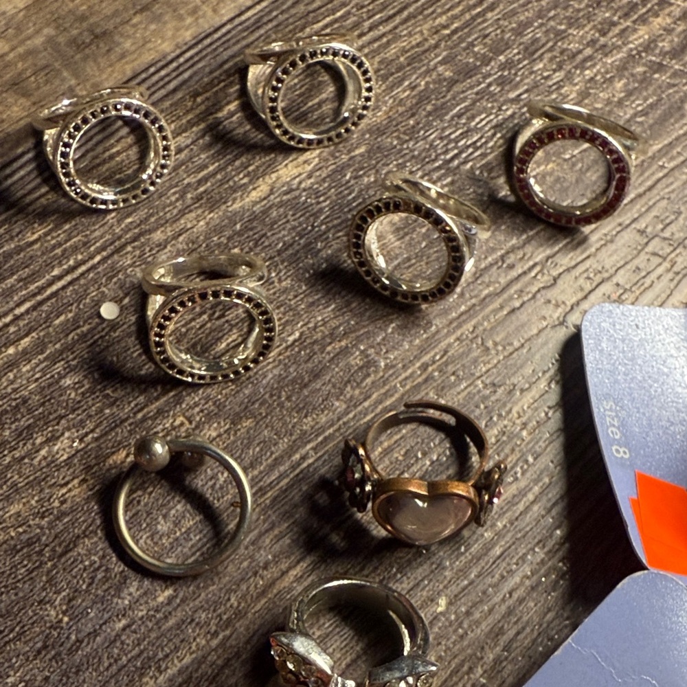 Ring Bundle 24 Stylish Rings - Picture 6 of 11